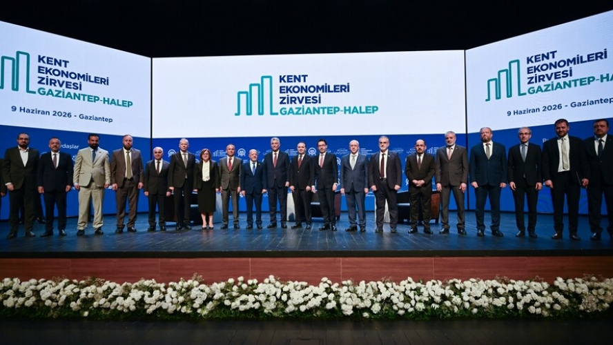 قمة الأناضول لاقتصادات المدن تختتم فعالياتها في ولاية غازي عنتاب التركية