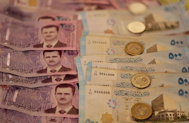 العملة السورية القديمة خارج إطار التداول بين التاجر والمواطن قبل نهاية موعد استعمالها