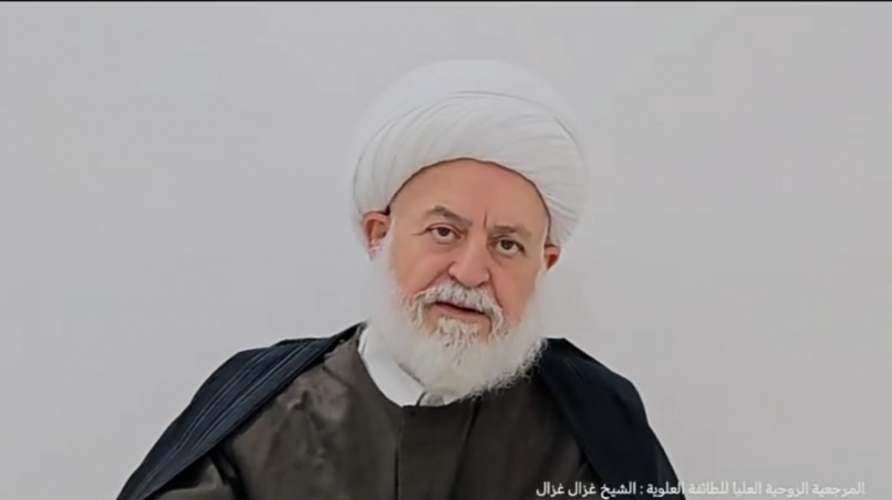 رئيس المجلس الإسلامي العلوي الأعلى يشيد بيقظة أهالي جبلة ويؤكد استمرار السعي لاستعادة الحقوق بالطرق المشروعة