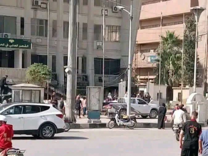 مقتل شخص وطفله بانفجار قنبلة أمام قصر العدل في الحسكة السورية