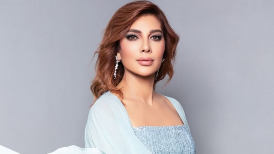 تمزيق صور أصالة في دمشق.. ونقيب الفنانين السوريين يرد