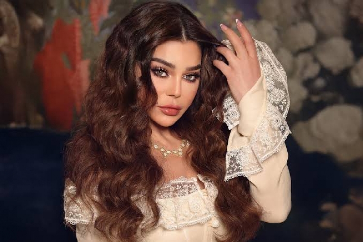 بعد اتهامه بالاستيلاء على أموال هيفاء وهبي.. حكم بالسجن 3 سنوات لمدير أعمالها السابق