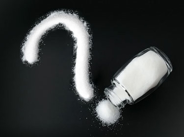 الإكثار من تناول الملح يعرّض كبار السن للإصابة بالزهايمر