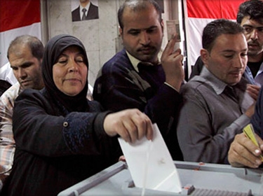 العالم: المشاركة الواسعة بانتخابات سوريا تعكس الإصرار على الإصلاح