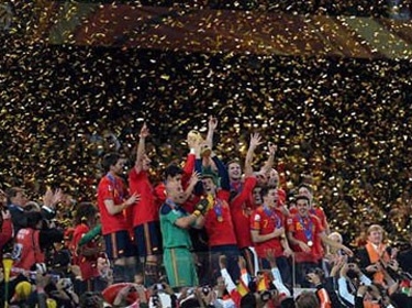 إسبانيا تحرز لقب بطولة أوروبا 2012 لكرة القدم