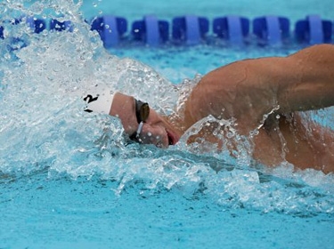 السباح الفرنسي انييل يحرز ذهبية200 متر حرة بأولمبياد لندن 