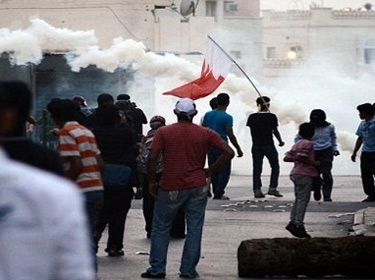 مطالب بحظر بيع الغاز المسيل للدموع للبحرين بسبب إنتهاكات حقوق الإنسان
