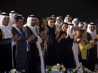 اللؤلؤة بين الدشة والقفال تفتتح مهرجان  قطر البحري بحكاية حب للغوص لن تندثر