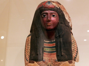  متحفان بريطانيان يعاقبان بعد بيع تمثال فرعوني