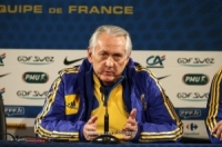 استقالة مدرب المنتخب الاوكراني بعد خسارة فريقه امام بولندا 