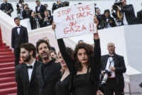 وقفة تضامن مع غزة في مهرجان كان السينمائي 