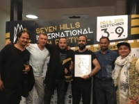 «حرائق» محمد عبد العزيز ينال الجائزة الذهبية في مهرجان سيفين هيلز الدولي للسينما في هنغاريا