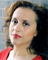 بعد تلقيها تهديدات بالقتل.. انتحار الكاتبة نعيمة البزاز