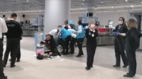 قادمة من روسيا.. امرأة تلد في مطار اسطنبول..!