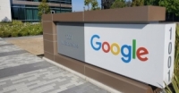 غوغل تطلق دليلا كاملا للذكاء الصناعي باللغة العربية