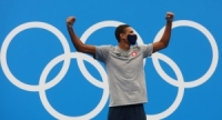 التونسي أحمد الحفناوي يحرز ذهبية سباق 400 متر حرة للسباحة في أولمبياد طوكيو