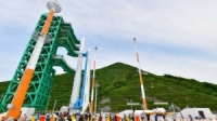 كوريا الجنوبية تطلق صاروخاً فضائياً محلي الصنع غداً