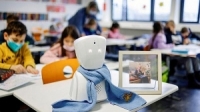 في ألمانيا.. روبوت يذهب إلى المدرسة بدلا من طفل ألماني مريض