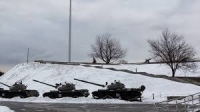 نيويورك تايمز: واشنطن ستساعد في نقل دبابات سوفيتية الصنع إلى أوكرانيا