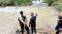انتشال جثتي رجل سوري وابنته بعد سقوطهما في نهر بشمال لبنان