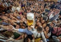 افتتاح مهرجان الجعة الأشهر في العالم.../أكتوبر فيست/ الألماني يستقبل ملايين السياح