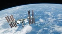 رائد فضاء امريكي يستعد للصعود الى محطة الفضاء الدولية على متن صاروخ روسي   