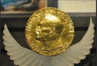 منح جائزة نوبل للسلام للبيلاروسي أليس بيالباتسكي 