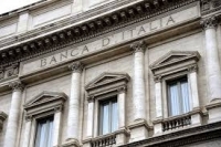 البنك المركزي الإيطالي: الدين الوطني الإيطالي تجاوز الـ 2.7 تريليون يورو مسجلاً رقم قياسي