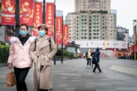 إنحسار الإصابات بفيروس كورونا في الصين في وأعراضه أصبحت خفيفة