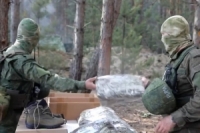 عناصر الجيش الروسي يتلقون لباساً عسكرياً تم تصميمه خصيصاً للعملية العسكرية الخاصة فما ميزاته!!؟