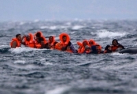 وفاة شخص وفقدان نحو 10 مهاجرين بغرق قارب قبالة سواحل تونس