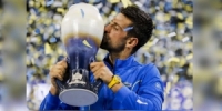 الصربي ديوكوفيتش يحرز لقب بطولة سينسيناتي الأمريكية المفتوحة لتنس الأساتذة