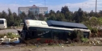 إصابة عدد من الأشخاص جراء تدهور حافلة ركاب على طريق تحويلة حمص حماة