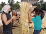 ملتقى النحت في قلعة دمشق: اشكال ترصد صلة المراة بالخشب