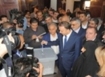 بروجردي اطلع على سير العملية الانتخابية في مجلس الشعب